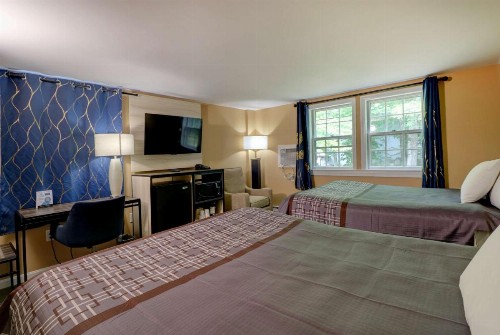Yankee Clipper Inn - image 41