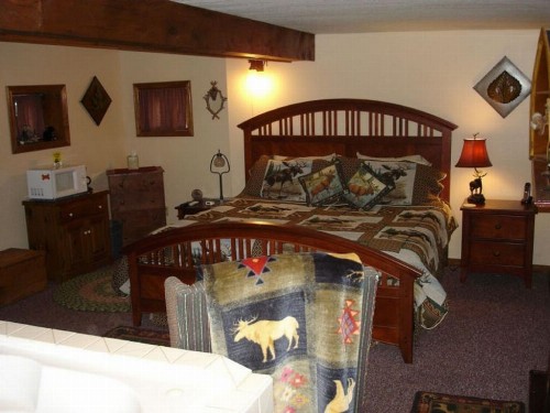Spruce Moose Lodge - image 7