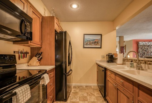 38 Kandahar Lane - image 8
