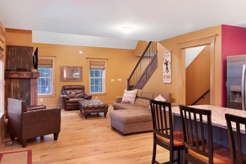 Ridge Circle Retreat - image 6