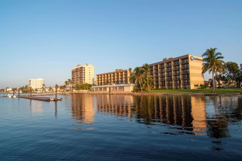 Best Western Fort Myers Waterfront - image 1