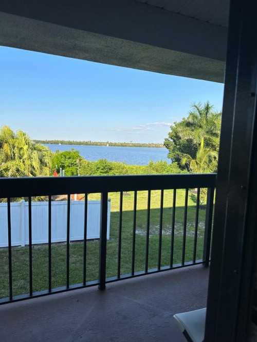 Riverview Inn - image 10