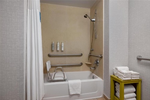 Hampton Inn Las Vegas/North Speedway - image 24