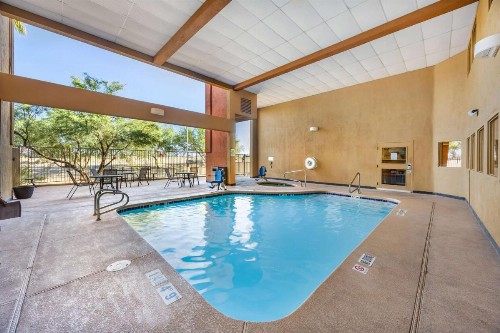 Best Western Plus North Las Vegas Inn & Suites - image 10