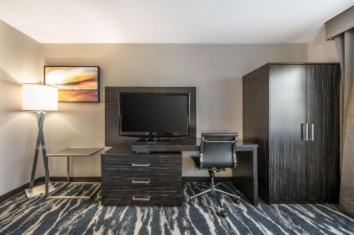 Best Western Plus North Las Vegas Inn & Suites - image 20
