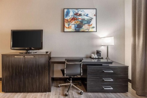 Best Western Plus North Las Vegas Inn & Suites - image 30