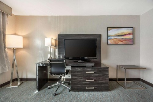 Best Western Plus North Las Vegas Inn & Suites - image 40
