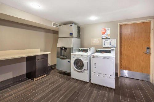 Best Western Plus North Las Vegas Inn & Suites - image 45