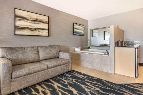 Best Western Plus North Las Vegas Inn & Suites - image 7