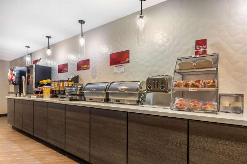 Best Western Plus North Las Vegas Inn & Suites - image 8