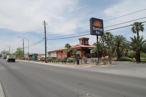 Sunrise Inn - image 26