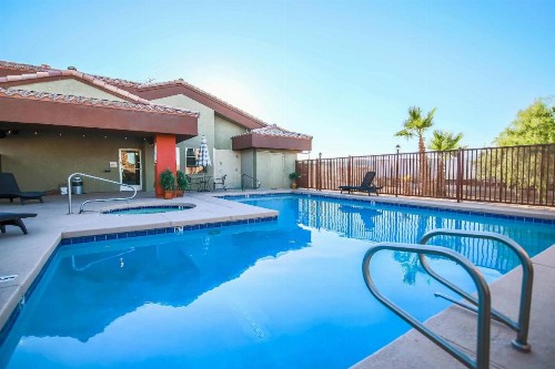 Sunrise Inn - image 29