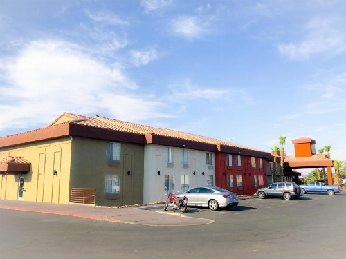 Sunrise Inn - image 37