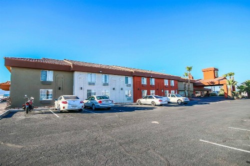 Sunrise Inn - image 41