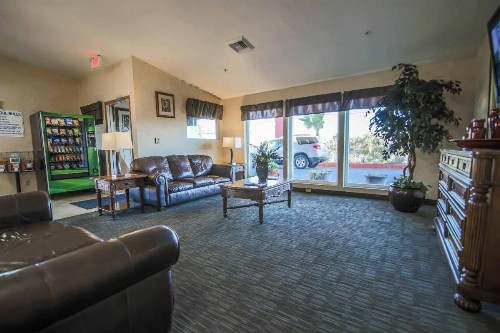 Sunrise Inn - image 43