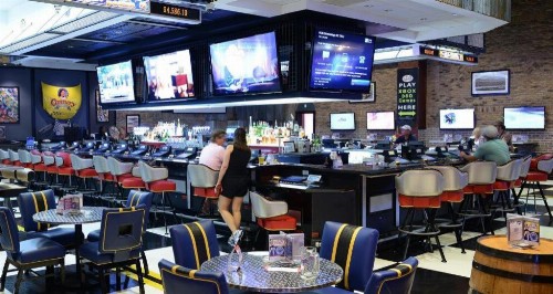 Cannery Casino and Hotel - image 7
