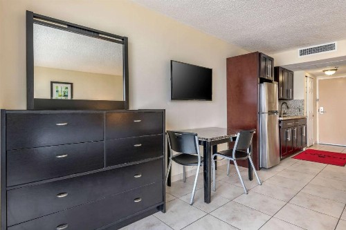Ramada Plaza by Wyndham Marco Polo Beach Resort - image 15