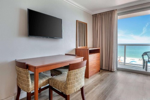 Ramada Plaza by Wyndham Marco Polo Beach Resort - image 20
