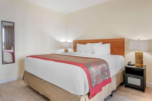Ramada Plaza by Wyndham Marco Polo Beach Resort - image 36