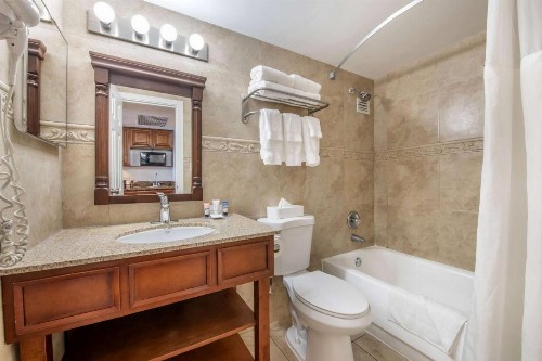 Ramada Plaza by Wyndham Marco Polo Beach Resort - image 49