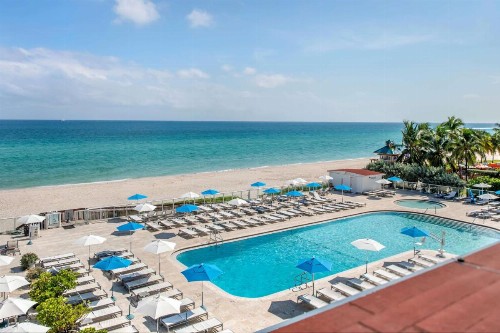 Ramada Plaza by Wyndham Marco Polo Beach Resort - image 7