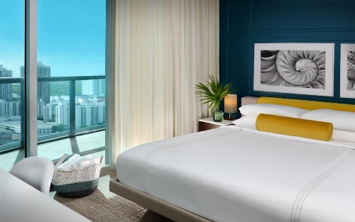 Sole Miami A Noble House Resort - image 2