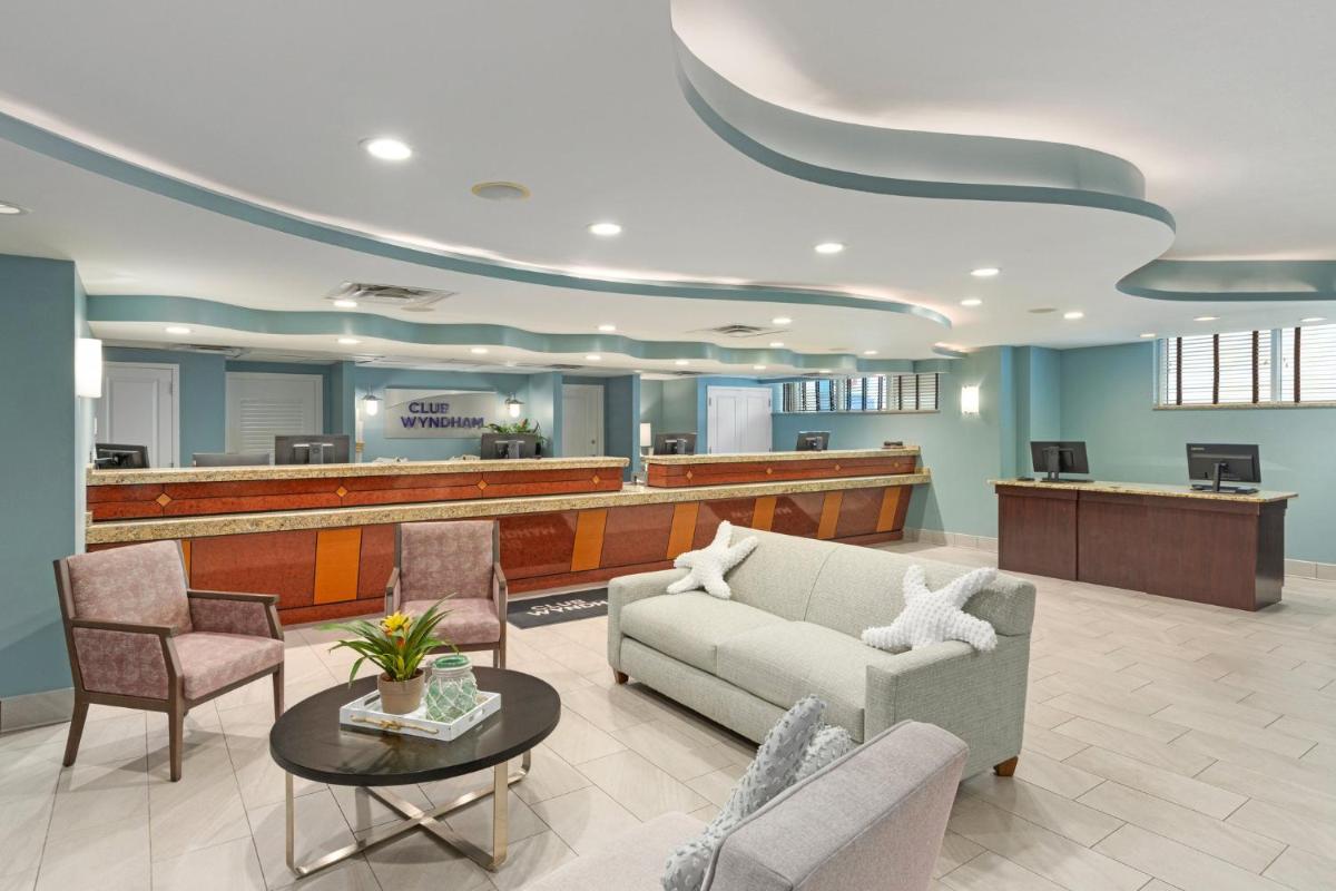 Club Wyndham Towers on the Grove - image 4