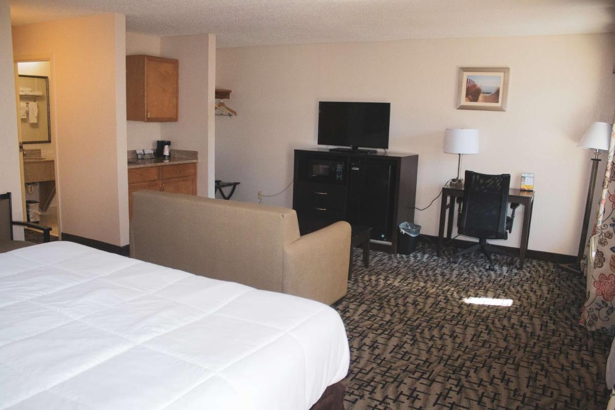 SureStay Hotel by Best Western North Myrtle Beach - image 7