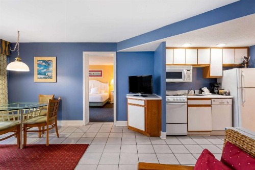 Ocean Club Resort Myrtle Beach a Ramada by Wyndham - image 33