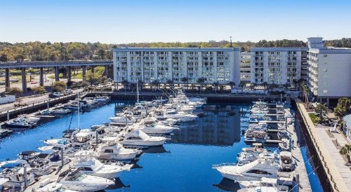 Harbourgate Marina Club - image 11