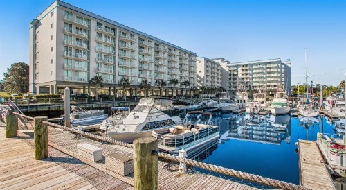 Harbourgate Marina Club - image 14