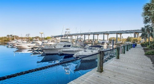 Harbourgate Marina Club - image 21