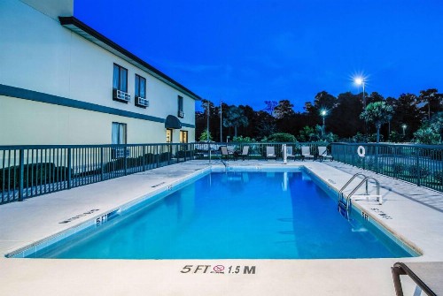 Baymont by Wyndham North Myrtle Beach - image 4