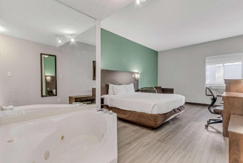Baymont by Wyndham North Myrtle Beach - image 17