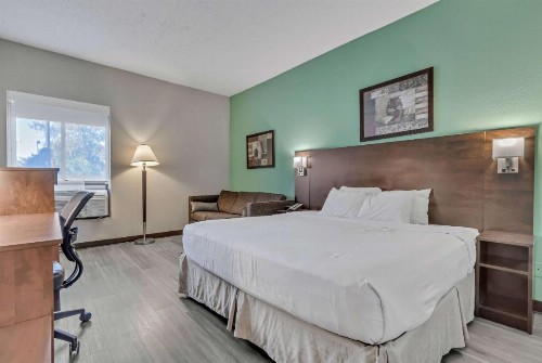 Baymont by Wyndham North Myrtle Beach - image 19