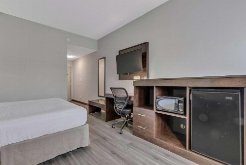 Baymont by Wyndham North Myrtle Beach - image 24