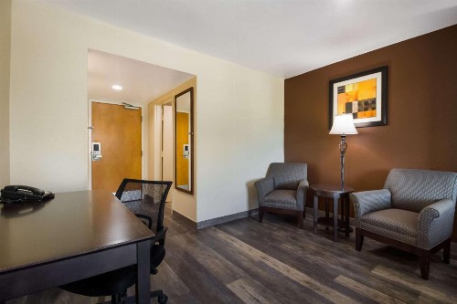 Quality Inn & Suites North Myrtle Beach - image 11