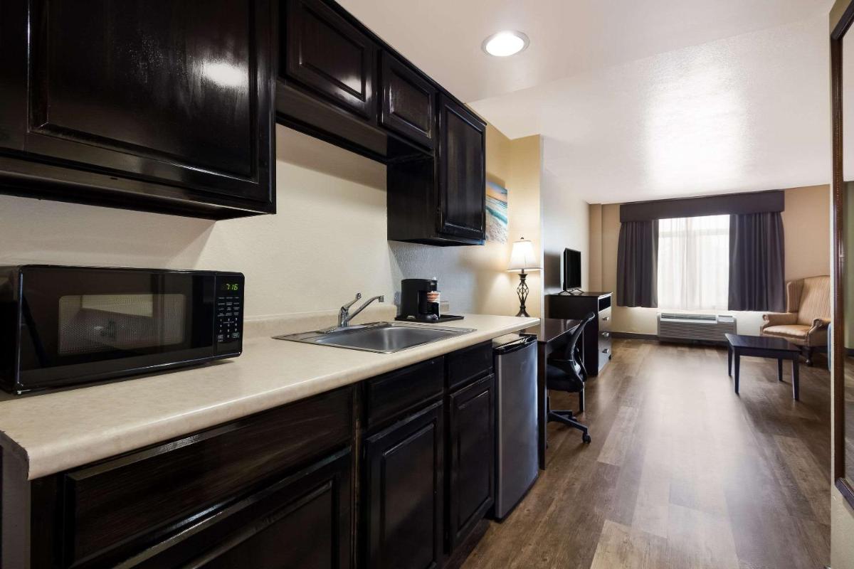 Quality Inn & Suites North Myrtle Beach - image 2