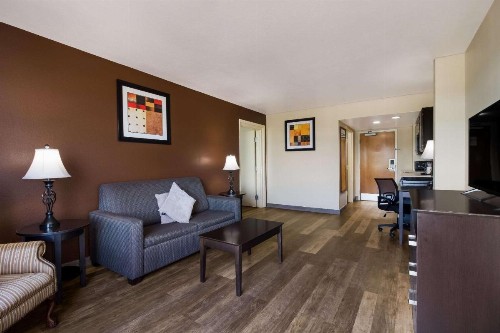 Quality Inn & Suites North Myrtle Beach - image 20