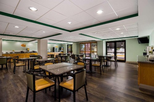 Quality Inn & Suites North Myrtle Beach - image 21