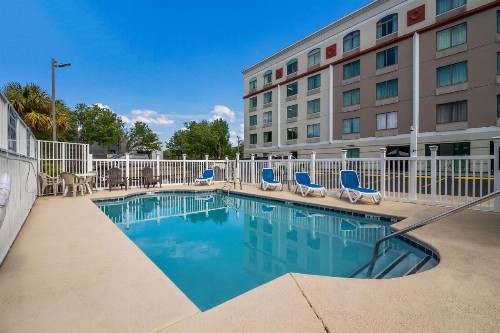 Quality Inn & Suites North Myrtle Beach - image 4