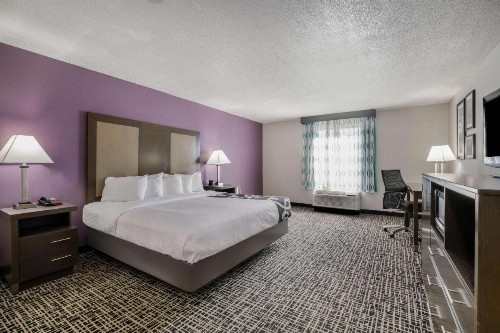 La Quinta Inn by Wyndham North Myrtle Beach - image 2