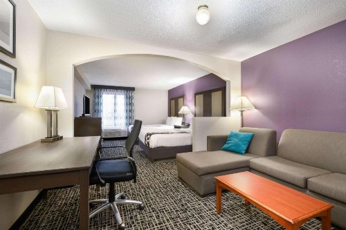 La Quinta Inn by Wyndham North Myrtle Beach - image 30