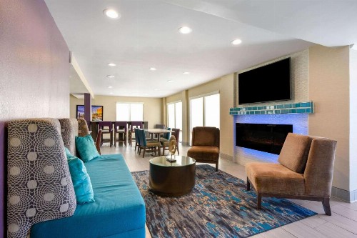 La Quinta Inn by Wyndham North Myrtle Beach - image 8