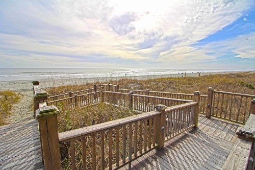 Peppertree by the Sea by Capital Vacations - image 11