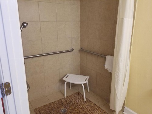 Best Western Ocean Sands Beach Resort - image 10