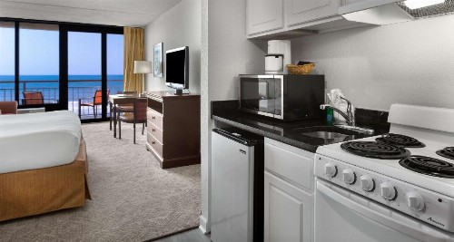 Best Western Ocean Sands Beach Resort - image 17