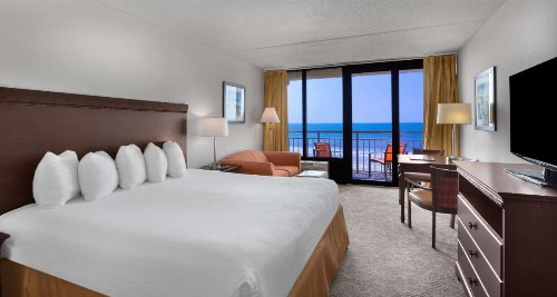 Best Western Ocean Sands Beach Resort - image 7