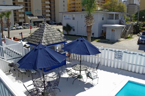 Edgewater Inn - image 22