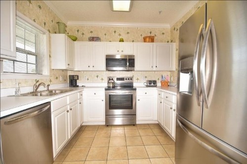 1033 The Havens - image 3